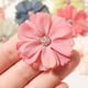 thumbnail image 4 of Mini cabezas de margaritas de seda para decoración del hogar, flores artificiales para álbum de recortes, accesorios de tocado de corona de Navidad, 4,5 CM, a granel, 4 of 4