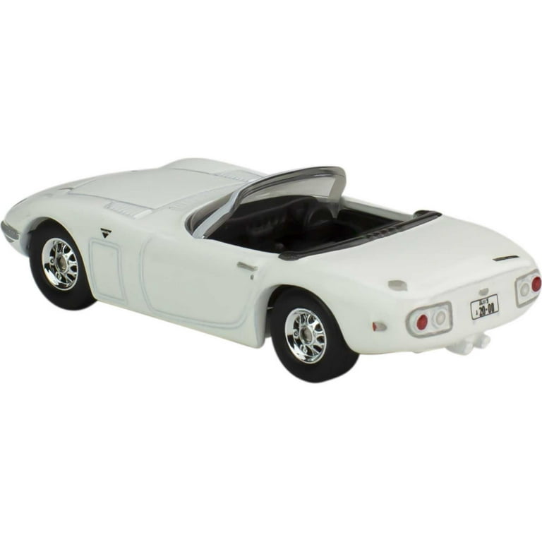 Hot Wheels Retro Entertainment 1:64 Scale Toyota 2000GT