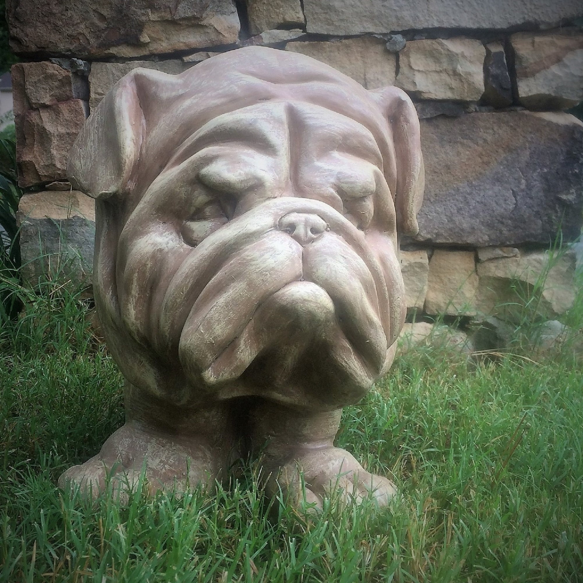 Homestyles Stone Wash Bulldog Muggly Mascot Animal Statue Humorous Planter Pot
