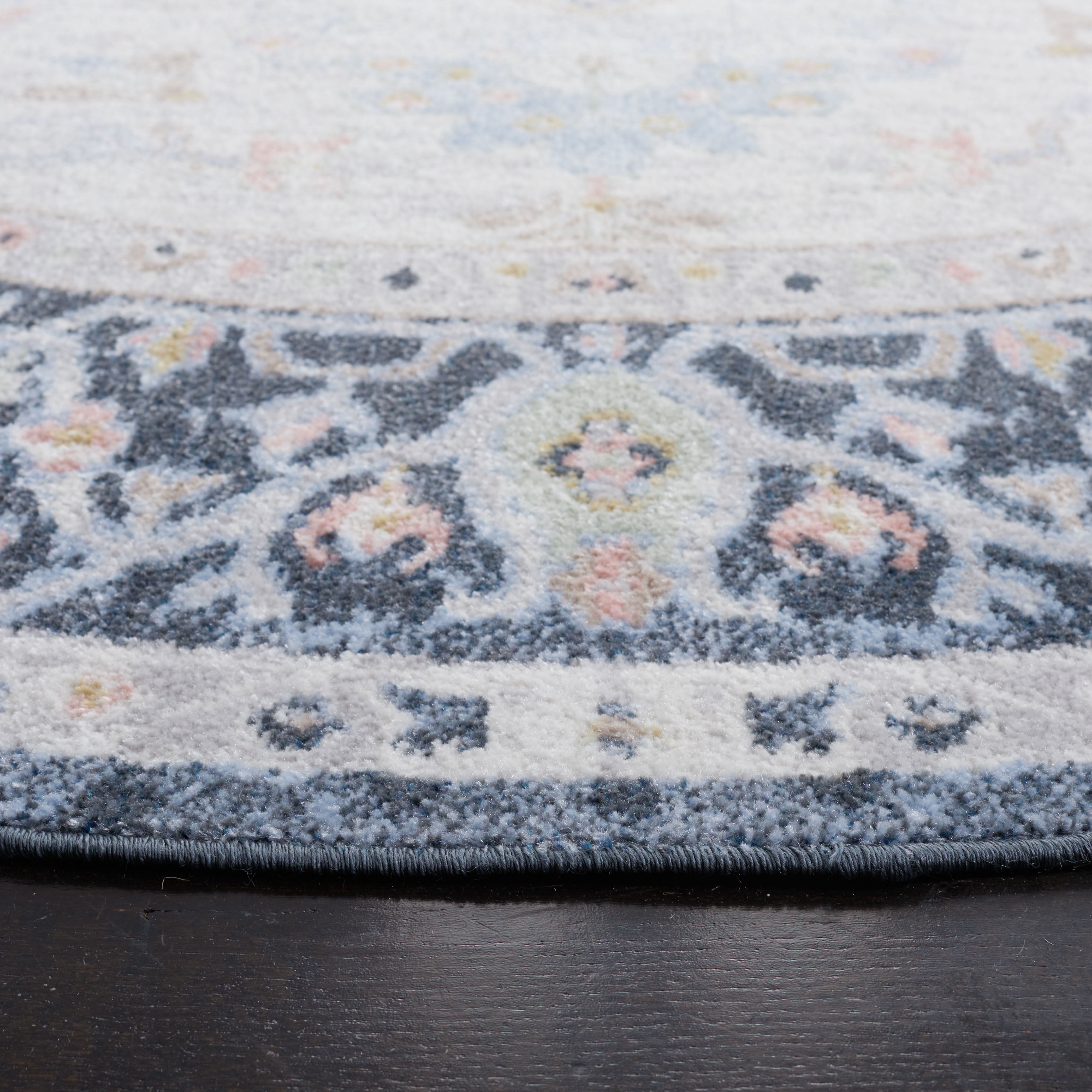 SAFAVIEH Bayside Alyx Oriental Polyester Machine Washable Area Rug, Blue/Ivory, 6'7" x 6'7" Round