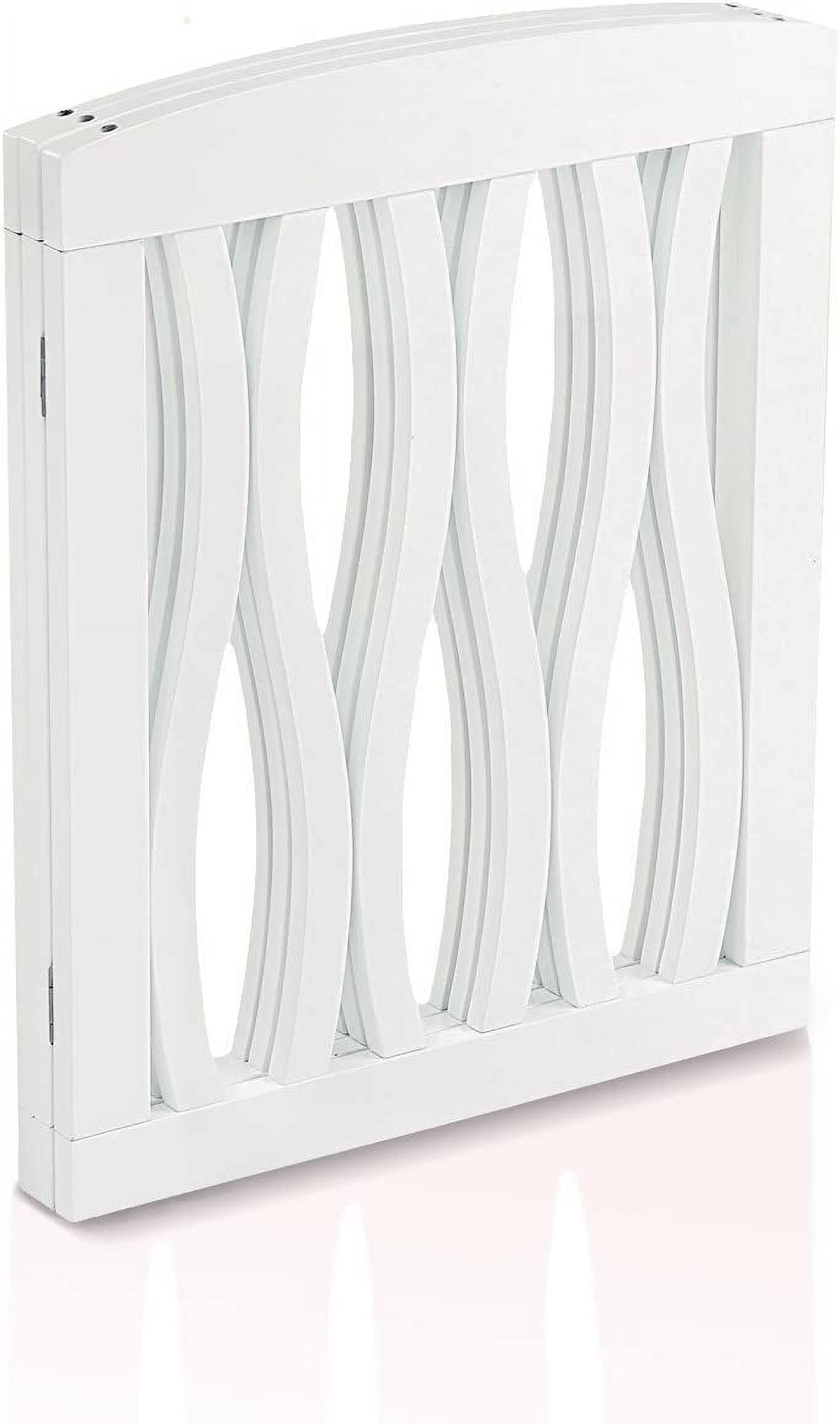 Etna White Wooden Pet Gate with Cascade Wave Design