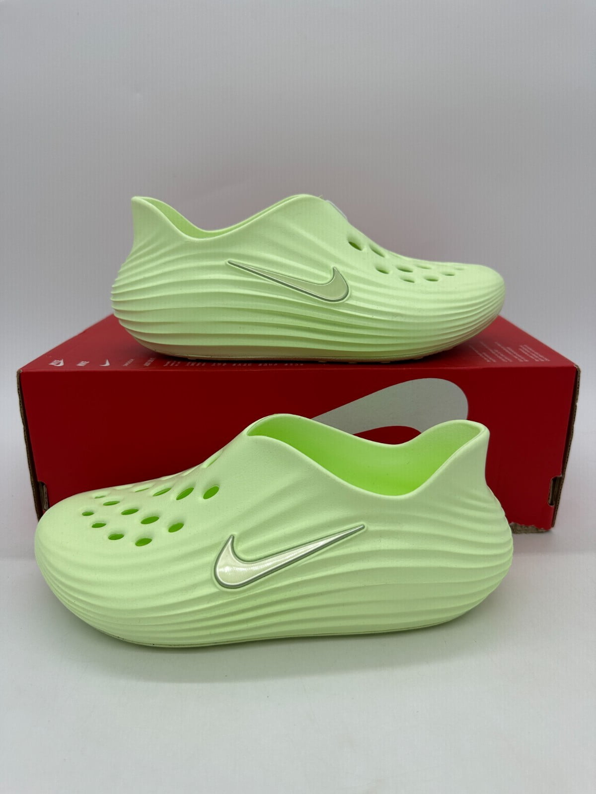 Nike Air Max Bolt Women's Size 11 Triple White Athletic Nike Air Max Bolt Women's Size 11 Triple White Athletic