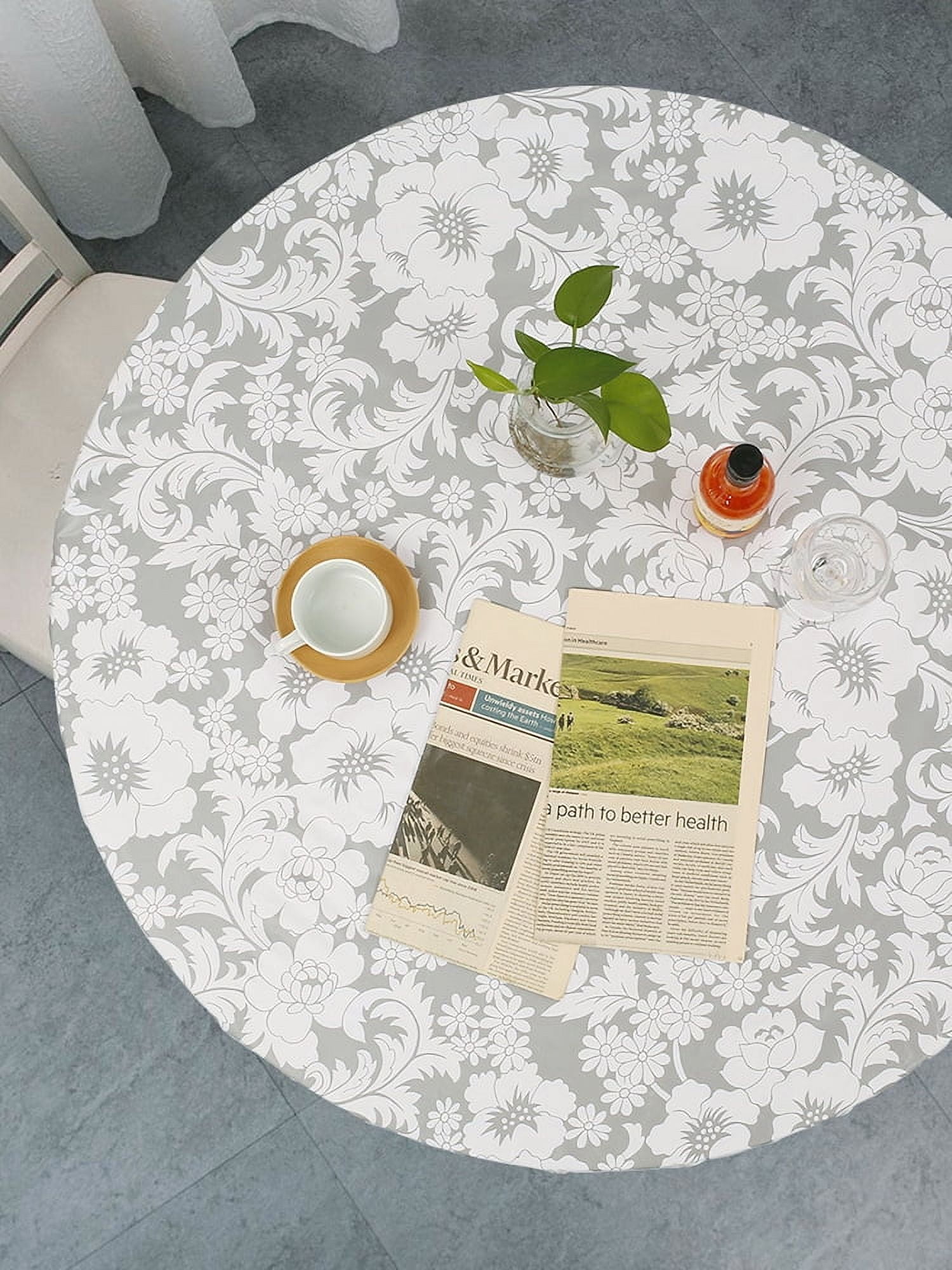 Indoor Outdoor Fitted Vinyl Round Tablecloth with Flannel Backing – details