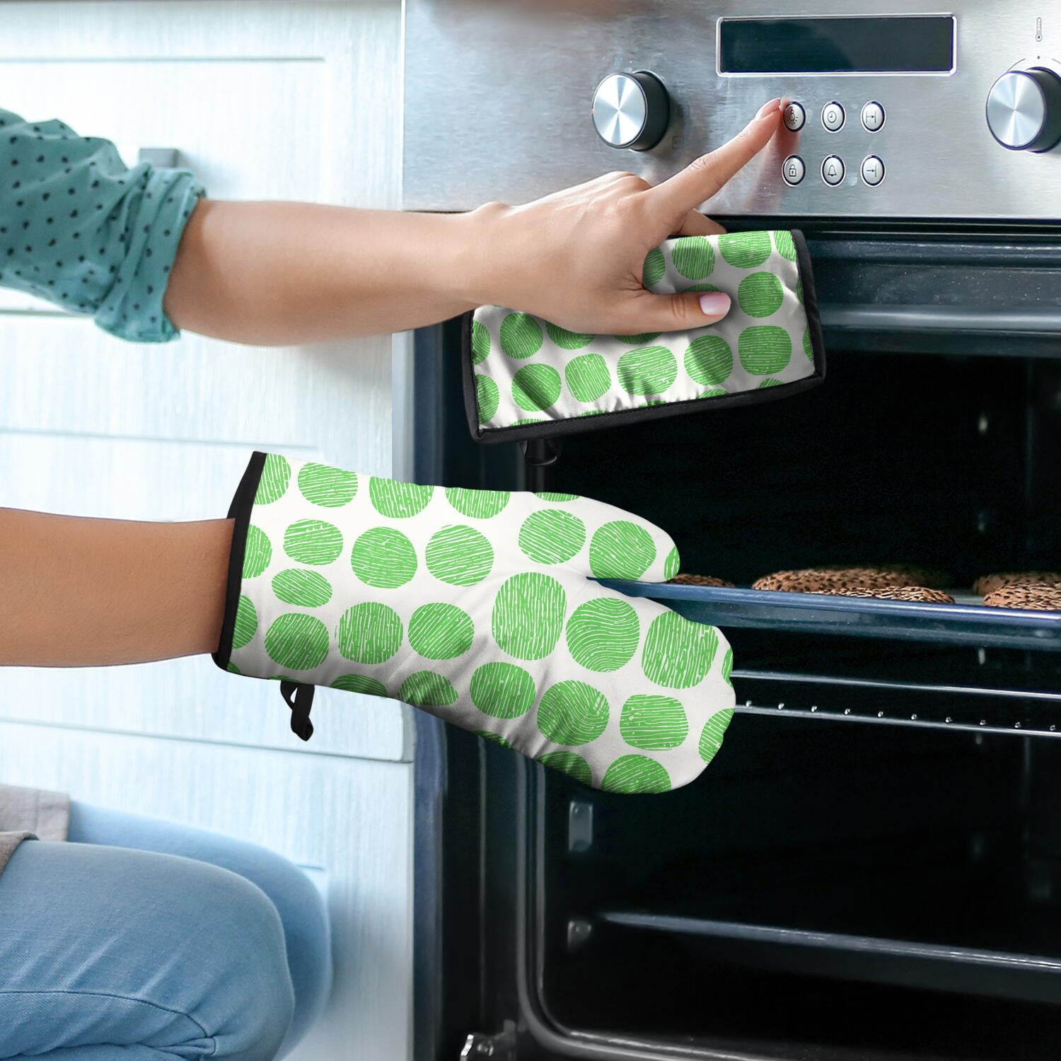 Oven Mitts and Pot Holders Set Of 4, Heat Resistant Kitchen Gloves with Non-Slip Grip, Hanging Loop, Soft Cotton Lining for Baking, Cooking, Grilling, Barbecue