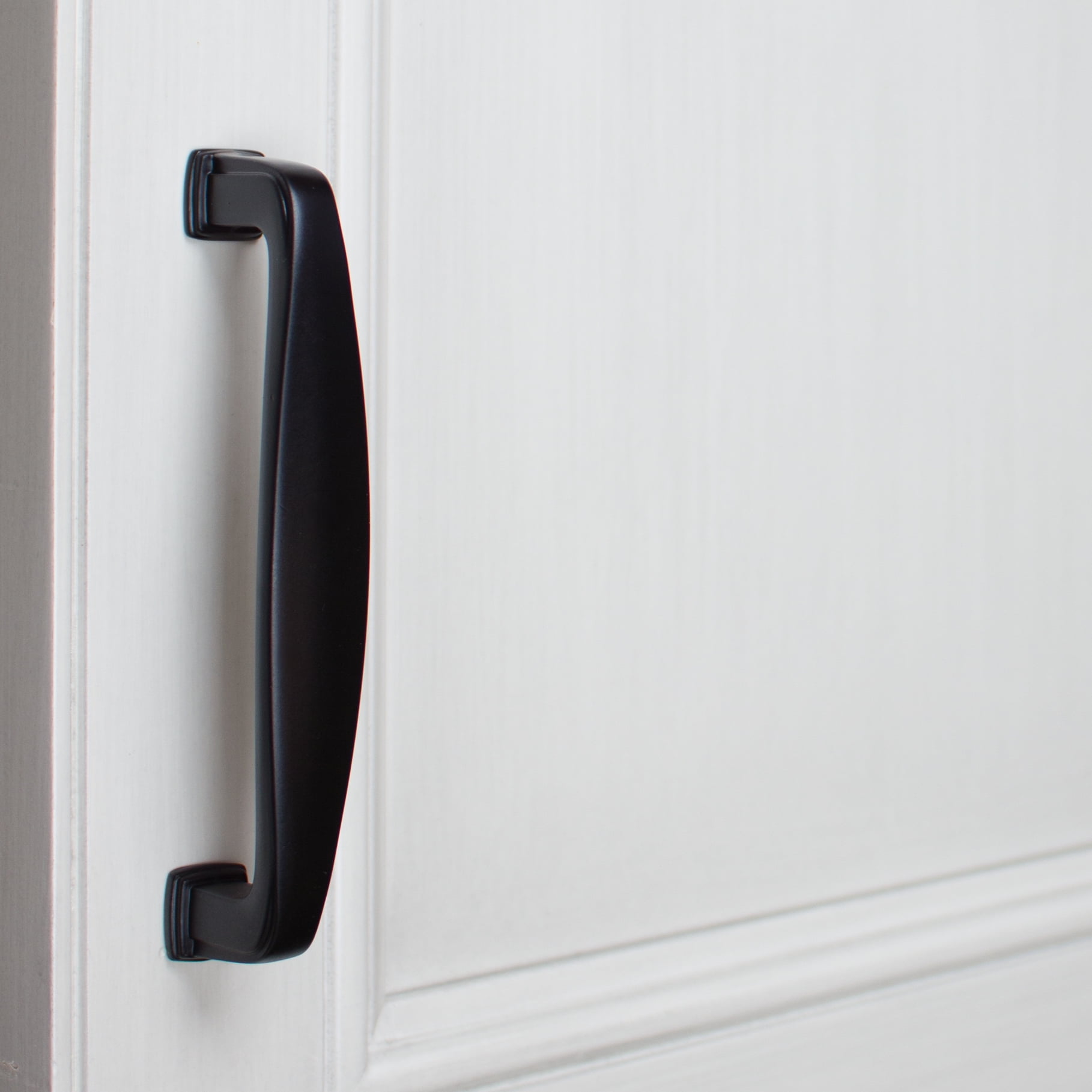 GlideRite 3-3/4 in. Center Classic Cabinet Pull Handles, Matte Black, Pack of 10