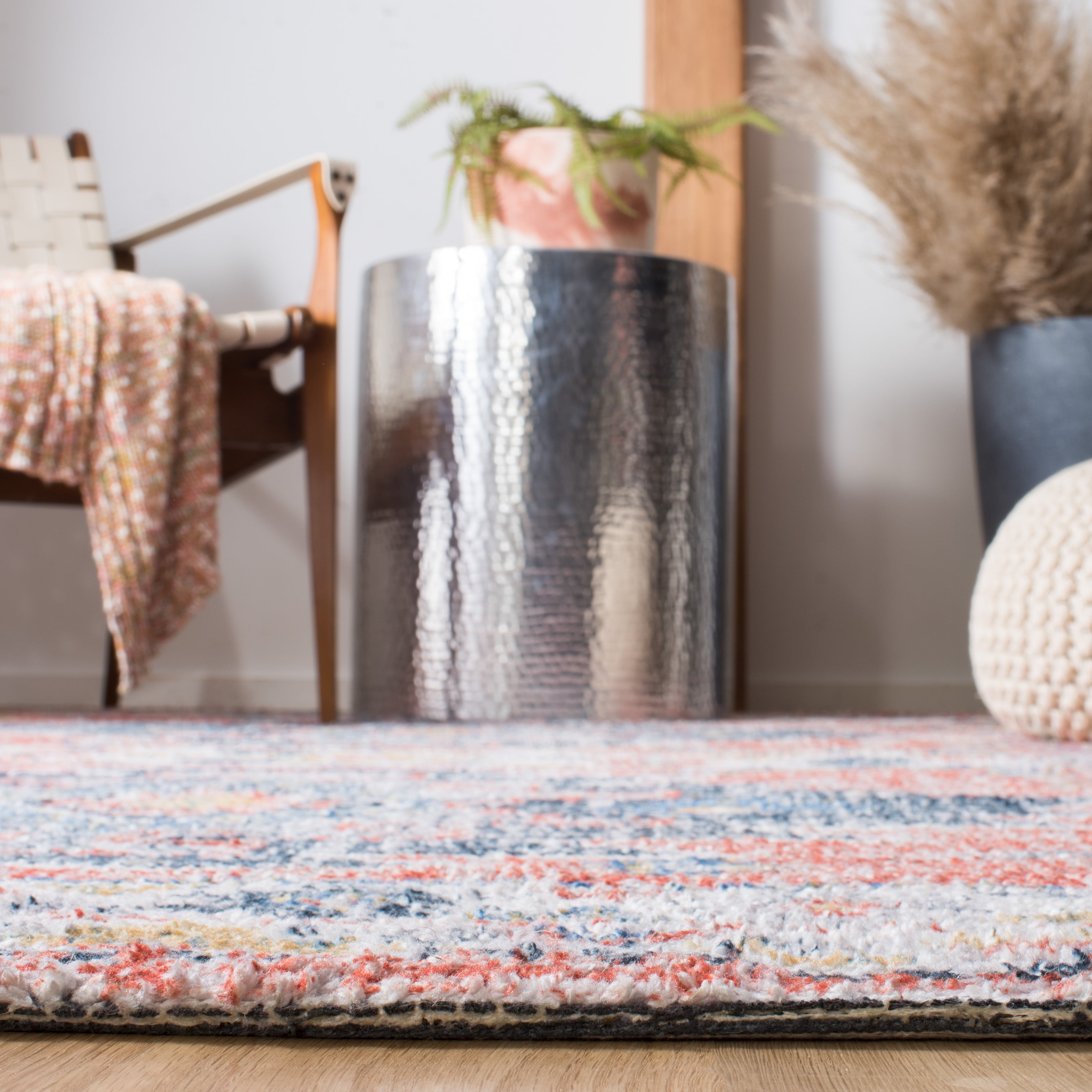 SAFAVIEH Classic Vintage Chanelle Medallion Area Rug, Blue/Rust, 9' x 12'