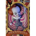 thumbnail image 4 of Stephen King - Asmus Toys - IT Qbitz Classic Series Pennywise Action Figure with Balloon (Net)  [COLLECTABLES] Action Figure, Collectible, 4 of 6