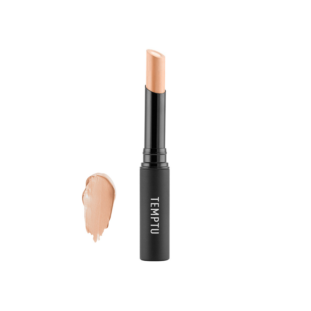 light reflecting under eye concealer