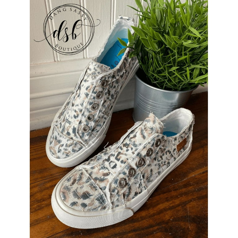Blowfish Malibu Play Slip On Comfort Sneaker Shoe Off White Rainforest Leopard 8.5 Off White Rainforest Leopard
