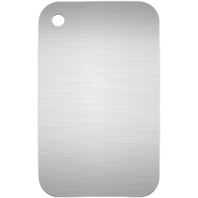 tablas de cortar de titanio, tabla de cortar de titanio para cocina, tablas de cortar de acero inoxidable 304 de grado alimenticio, tablas de cortar de acero para carne, frutas y verduras Tabla de cortar reversible de acero inoxidable 304 con acabado cepillado y orificio redondo en la esquina, vista frontal centrada; superficie lisa y sin juntas visibles; disponible en varios tamaños (aprox. 15x24 a 28x39 cm). Adecuada para cortar carnes, frutas y verduras; a menudo usada también para amasar o enrollar masa.