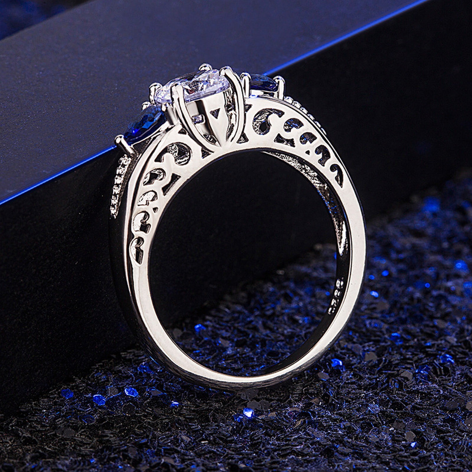 Cute Heart Rings For Women Female Girlfriend Fashion Zircon Finger Romantic  Birthday Jewelry 2022 New