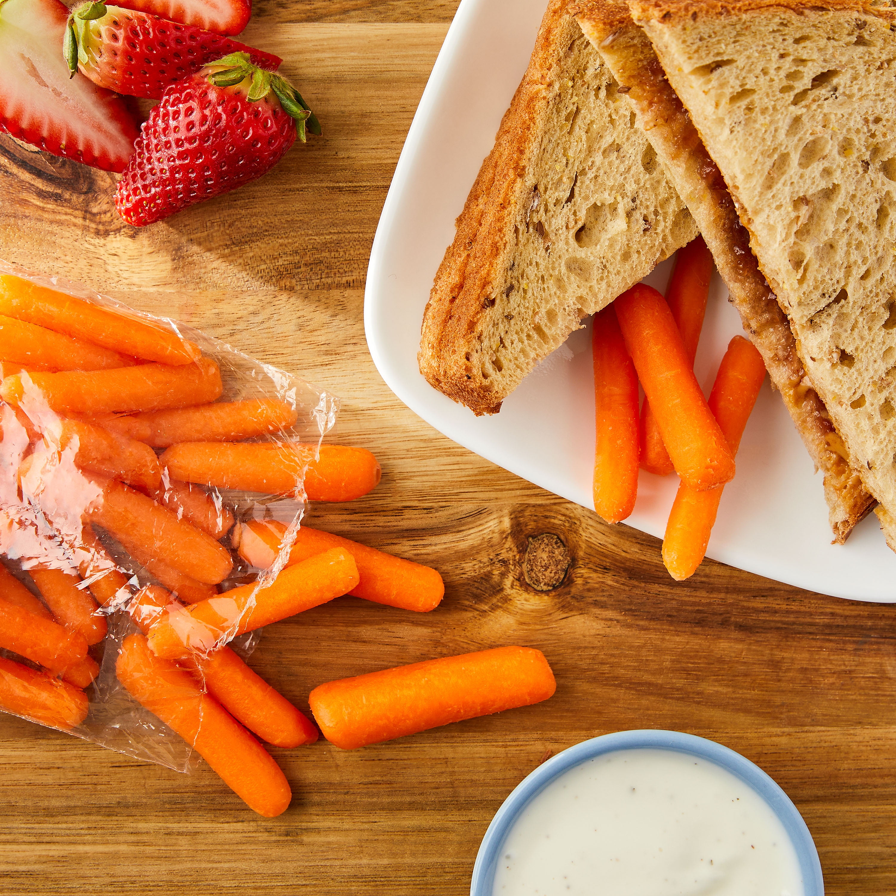 Fresh Baby-Cut Carrot Snack Pack, 4 Pack of 3 oz Bags, 12 oz