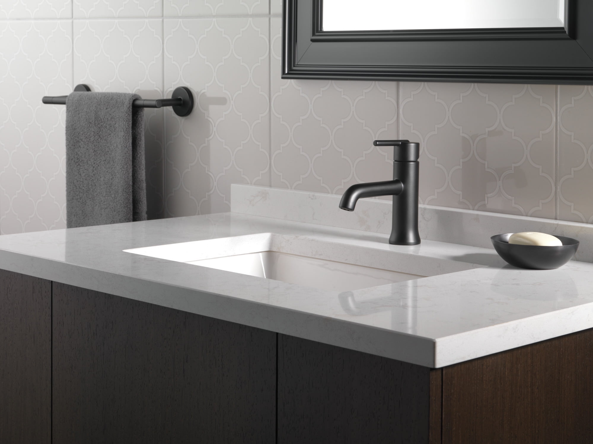 Delta Trinsic Single-Handle Bathroom Faucet - 559LF-BLLPU - Matte Black