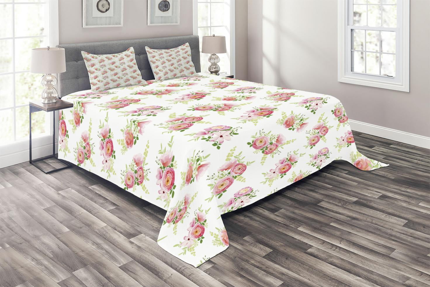 Shabby Chic Coverlet Set Queen Size, Nostalgic Themed Bunch of Magnolia