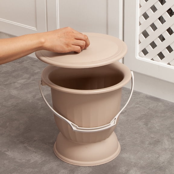 LOLIPPYY Portable Adult Potty Spittoon Bed Pan Plastic for Elderly Care and Easy Cleaning, Random Color
