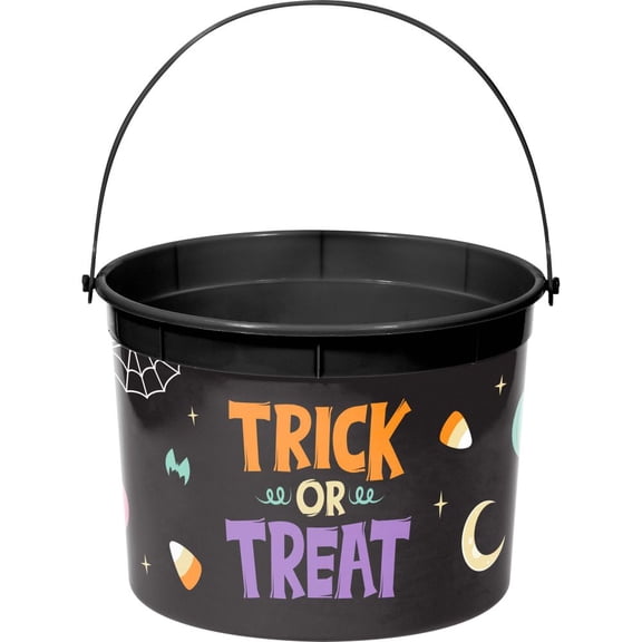 Trick or Treat Halloween Plastic Bucket