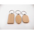 thumbnail image 5 of Llavero de madera Grabado Pequeño colgante de madera Llavero de madera de haya Características de graduación Pequeño regalo, 5 of 5
