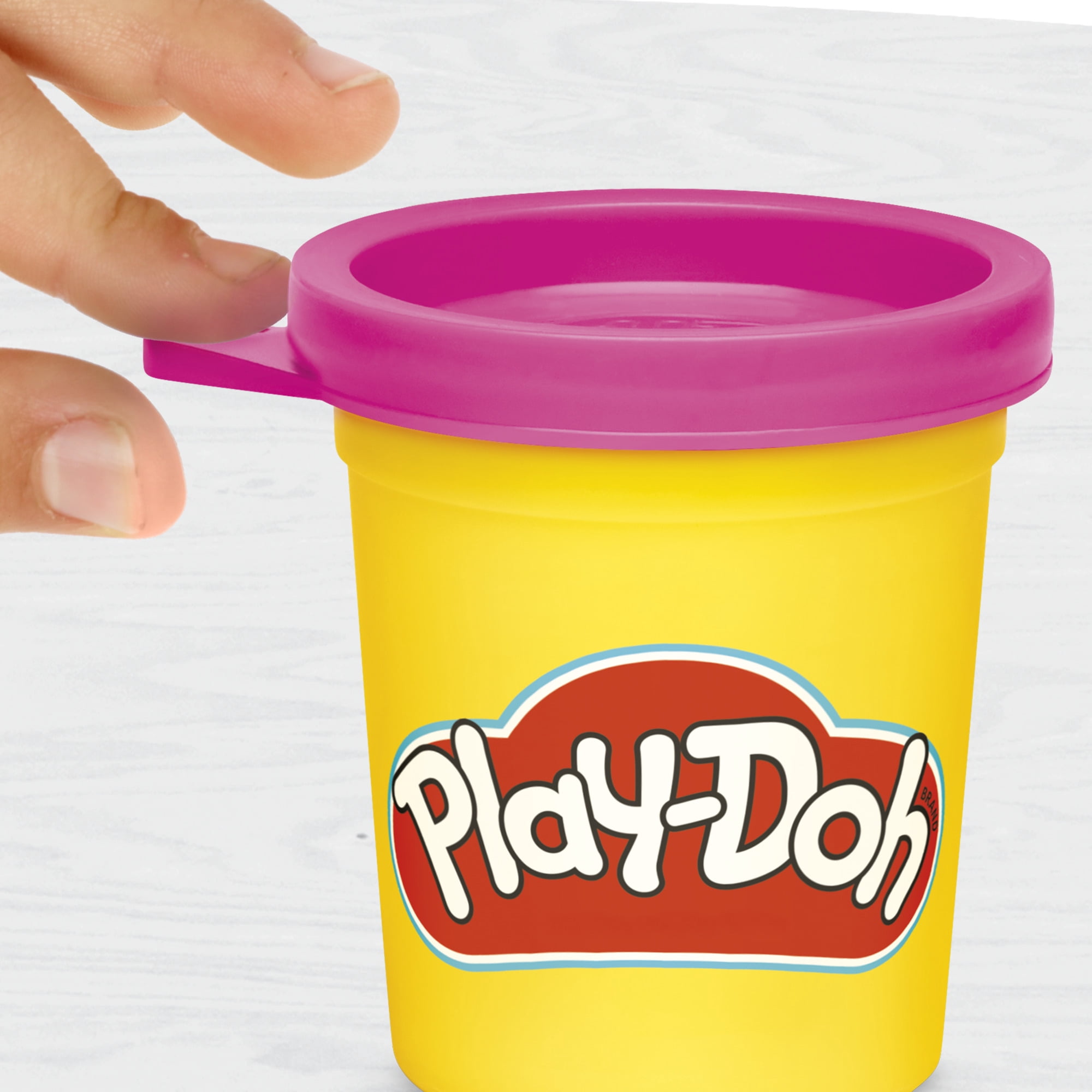 Play-Doh Disney Junior Stamp and Go Minnie Mouse, Kids Arts & Crafts 2+