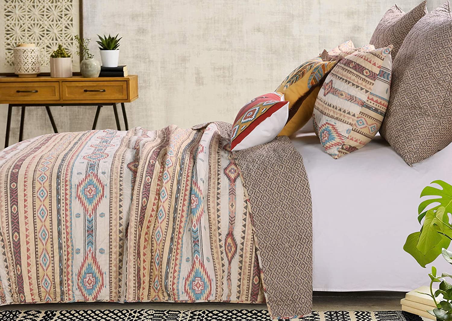 Barefoot Bungalow Phoenix 3-Piece Southwestern Tan Boho Quilt Sets, Queen