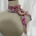 thumbnail image 1 of Zhuge Elegante y elegante bufanda, bufanda pequeña y larga con decoración de cuello con hebilla de rosa, bufanda de vestir de estilo artístico (Estilo 2), 1 of 1