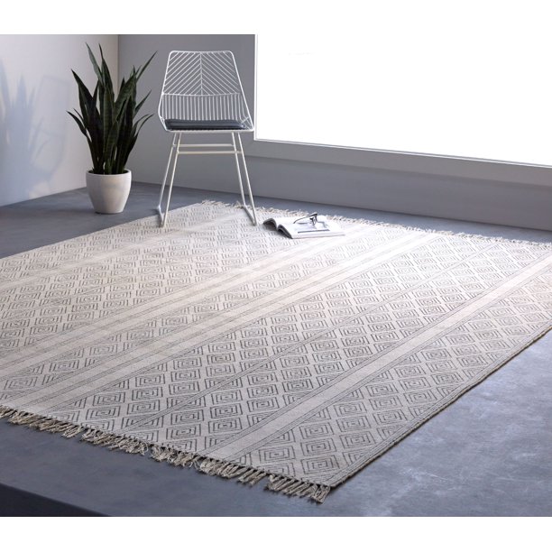 MoDRN Scandinavian Diamond Flat Weave Area Rug