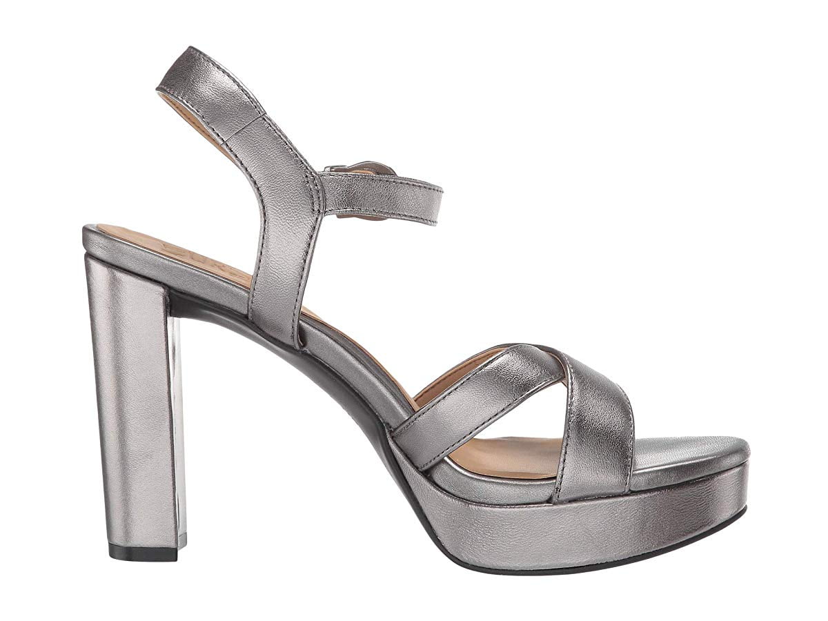 Naturalizer mia hot sale