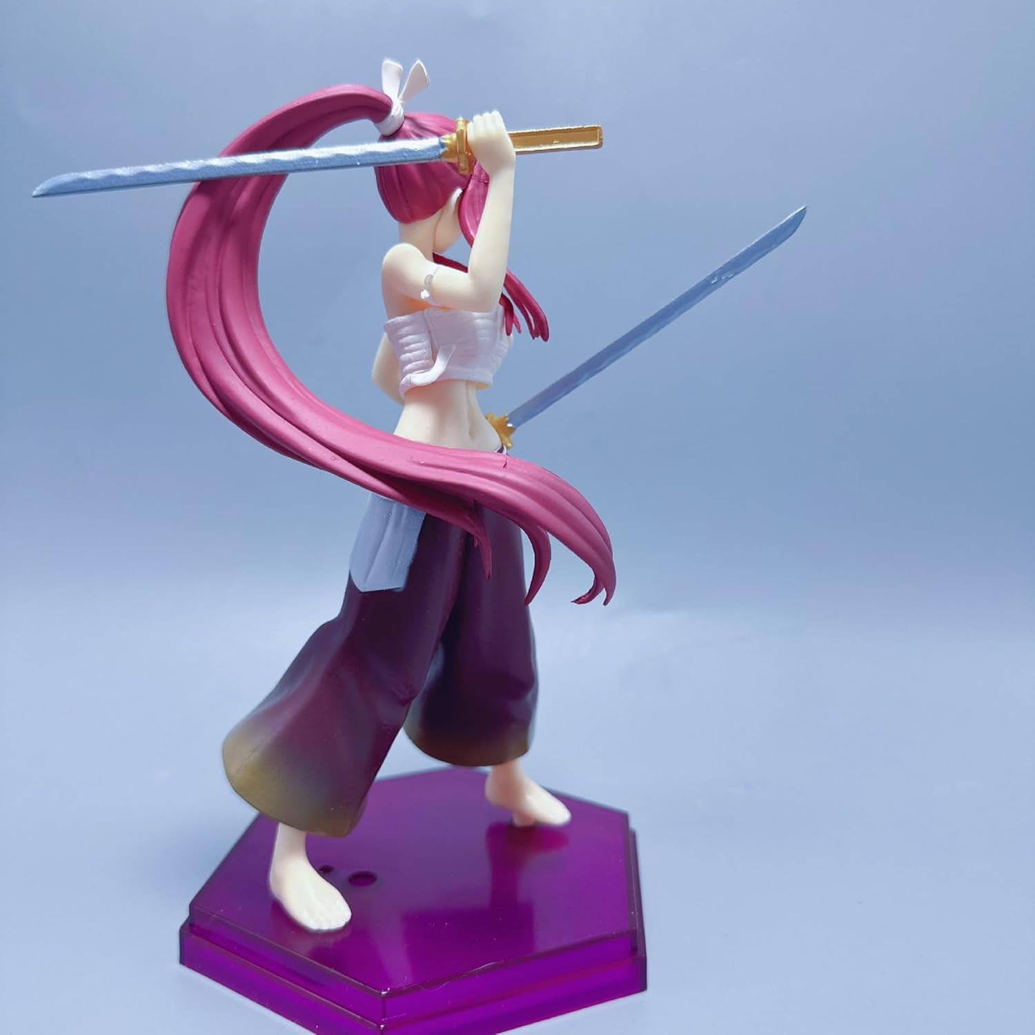 New Erza Figure, Fighting Erza Scarlet Anime Figures 17cm/6.7inch Handmade Cosplay PVC Statues Collectible Souvenirs for Anime Fans Gifts