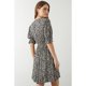 thumbnail image 2 of Dorothy Perkins - Vestido Corto Estampado Ditsy para Mujer (Monocromático), 2 of 4