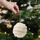 thumbnail image 5 of Adorno navideño de bola de terciopelo peludo de 6 cm | Decoración navideña de poliéster suave en morado, rosa y beige | Decoración ligera para colgar en el árbol | Adorno de corona | Regalo navideño, 5 of 6