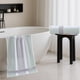 thumbnail image 4 of Accesorios de baño Funda de toalla a rayas de 13 x 28 pulgadas Toalla de algodón suave y gruesa absorbente para el hogar, 4 of 6