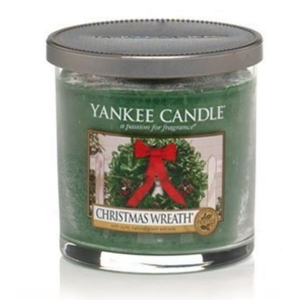 Yankee Candle 12.5 Oz Christmas Wreath Pine Scented Double Wick Candle
