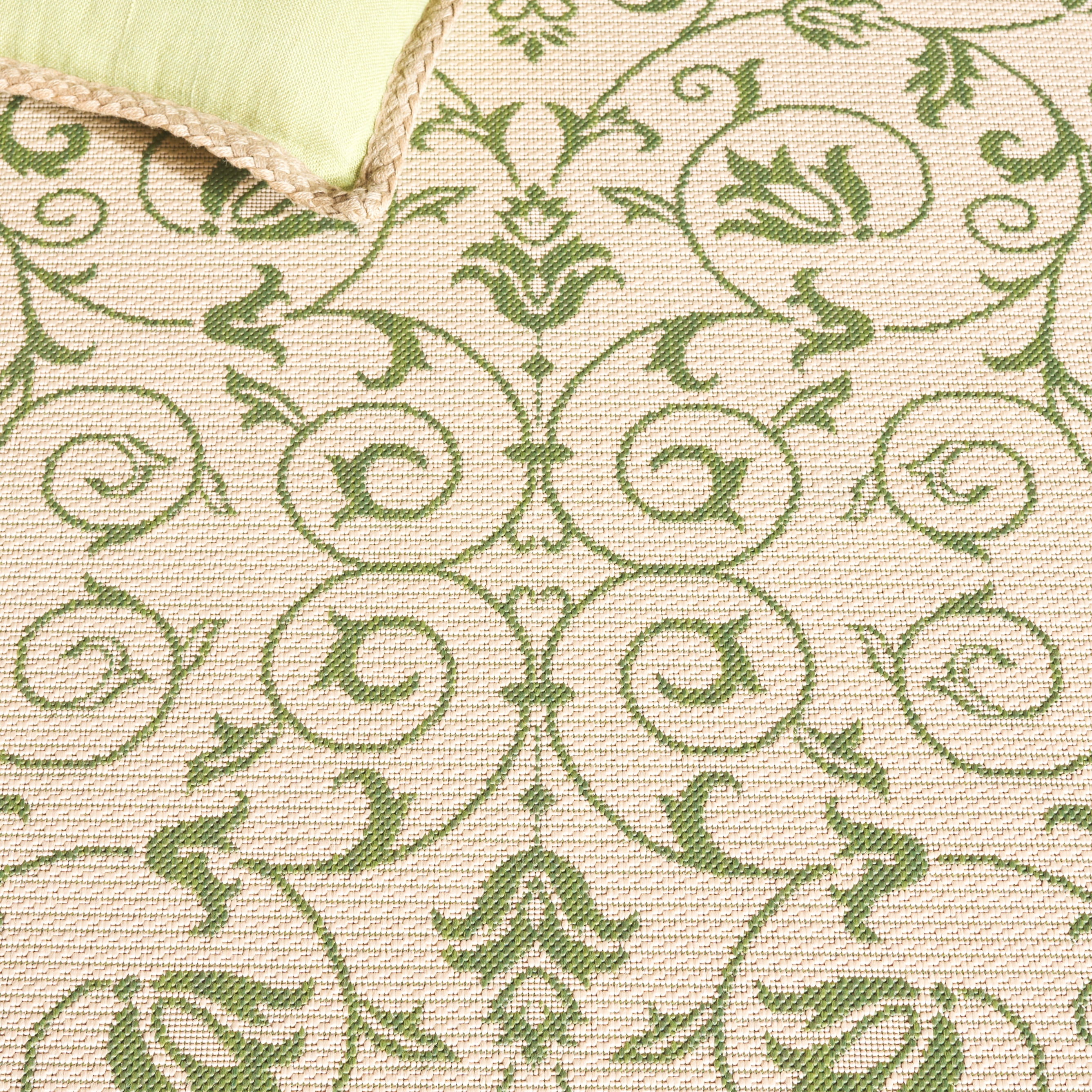 Safavieh Courtyard Nanda Botanical Indoor/Outdoor Area Rug, Natural/Olive, 5'3" x 7'7"