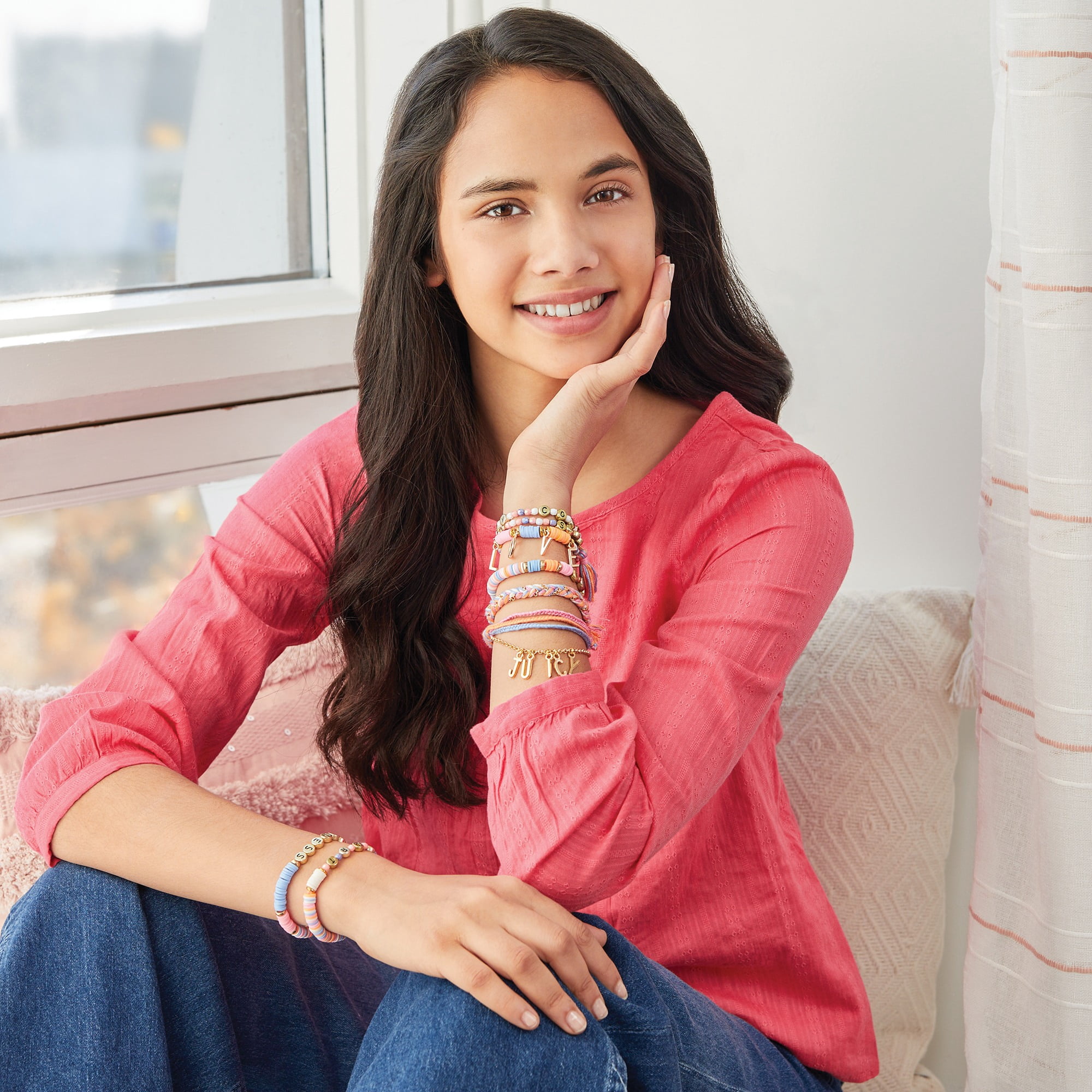 Juicy Couture: Love Letters All-In-One DIY Bracelets Kit- Create 8 Unique Charm Bracelets, 563 Pieces, Kids Ages 8+