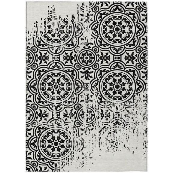 HomeRoots 585331 8 x 10 ft. Medallion Washable Indoor & Outdoor Rectangle Area Rug, Black & Ivory