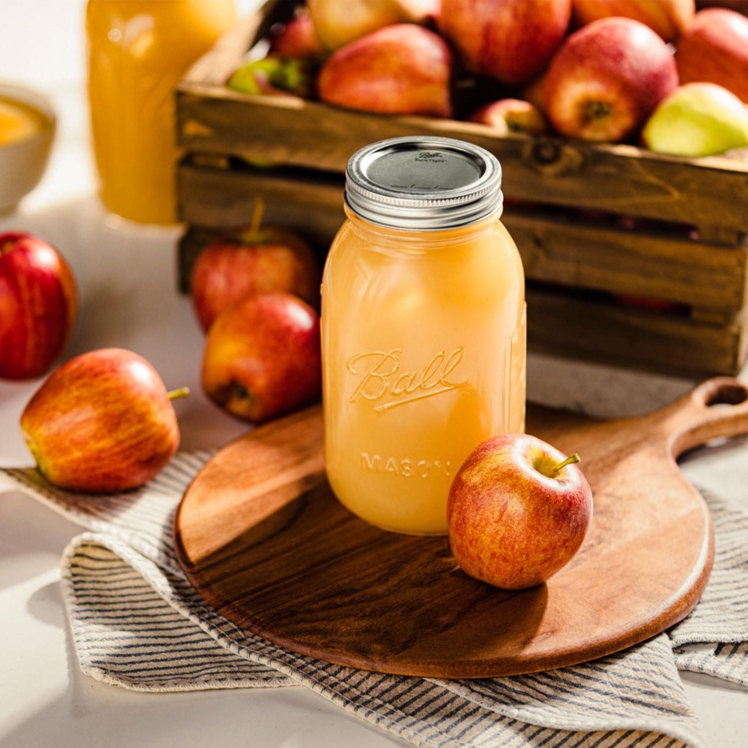 Bocaux Mason Ball avec couvercles et anneaux, ouverture régulière, 946 ml, ensemble de 8 Sans BPA