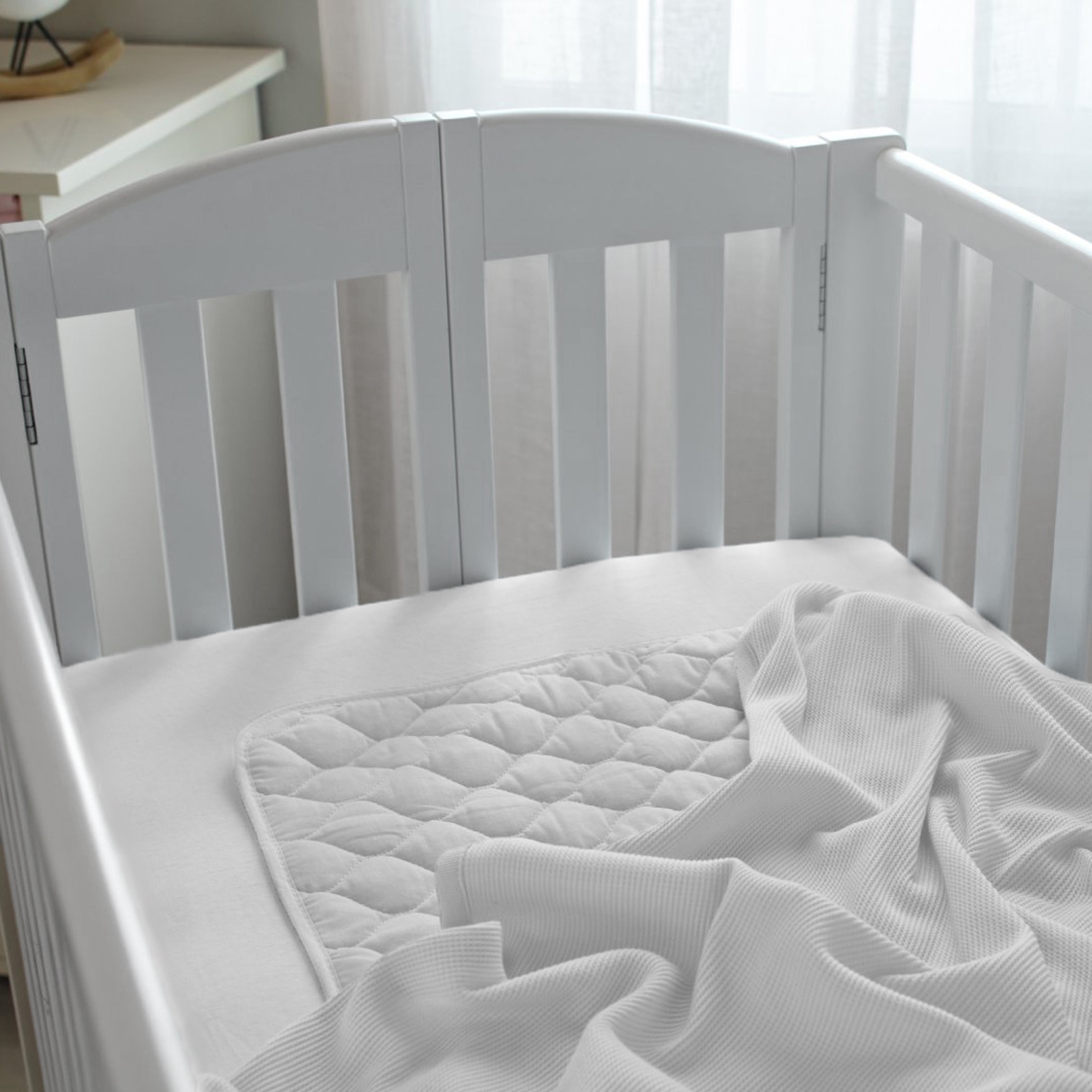 TL Care 100% Cotton Thermal Waffle Swaddle Blanket, Soft, Breathable & Stretchy, White, 30" x 40" for Boys and Girls, Perfect for Swaddling, Travel and Gifting