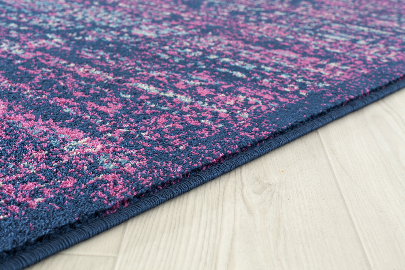 United Weavers Caledonia Analia Farmhouse Medallion Area Rug, Midnight Blue, 12'6" x 15'