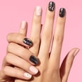 thumbnail image 3 of Tiras de gel para uñas Dashing Diva Gloss Halloween que brillan en la oscuridad, 3 of 4