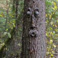 thumbnail image 3 of RV Estatuas de jardín Escultura Caras de árbol Tronco Decoración al aire libre Árbol colgante Anciano Abrazador al aire libre Adornos de Navidad Ojos grandes Resistente a la intempRVie para intRVior H, 3 of 5
