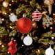thumbnail image 2 of Rn'D Adornos Navideños De Bolas De Copo De Nieve - Juego Surtido A Granel De Adornos Navideños De Copos De Nieve Y Bolas Colgantes - 76 Adornos Y Ganchos Navideños (Rojo Y Blanco), 2 of 5