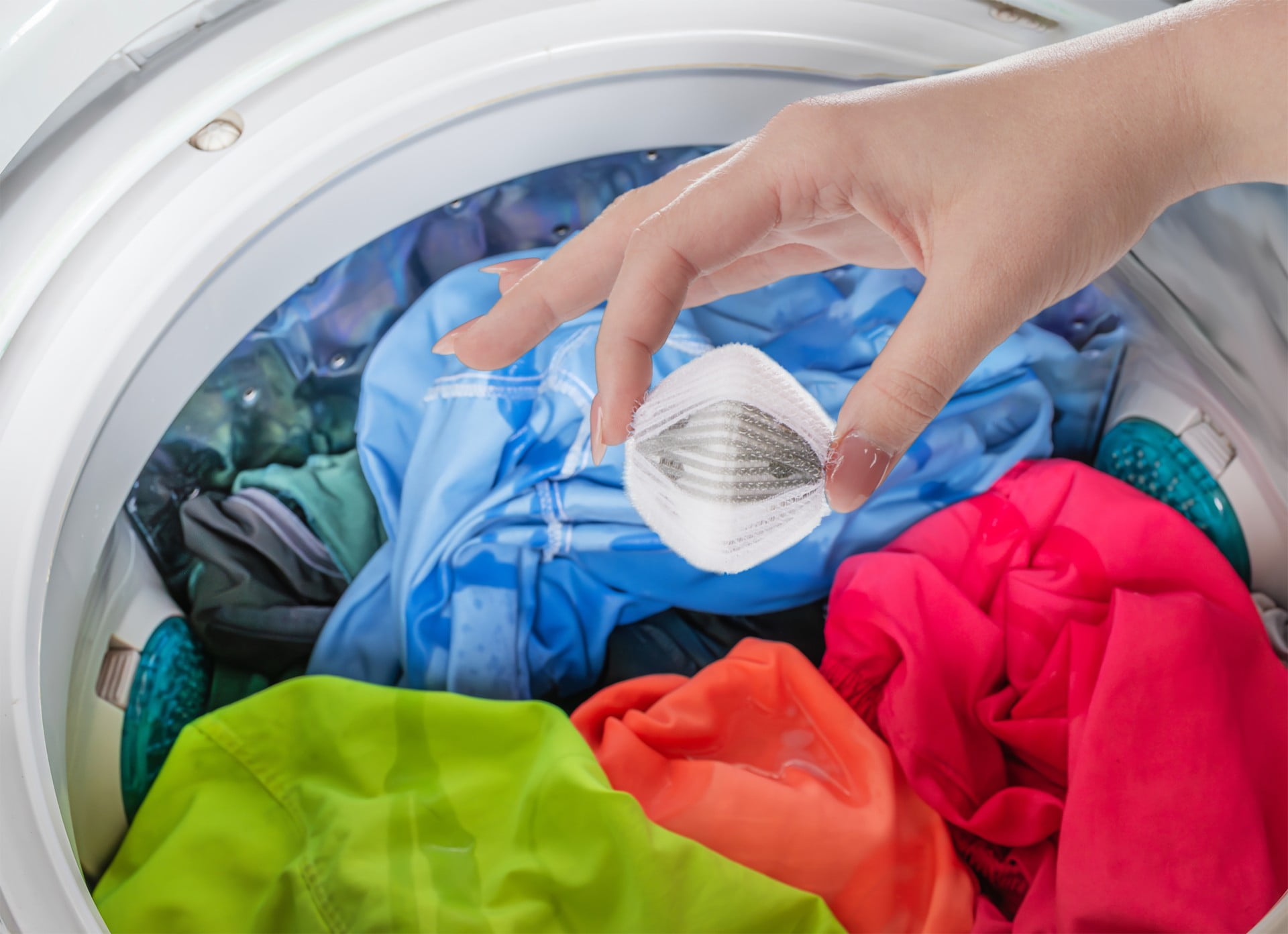 Laundry 360 6-pack Jumbo Lint and Hair Removing Wash Balls
