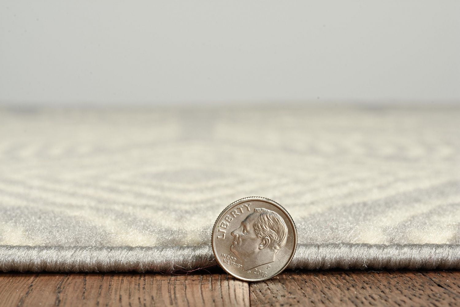 Capri Henley Light Grey & Bone 4' 3" x 7' 3" Area Rug