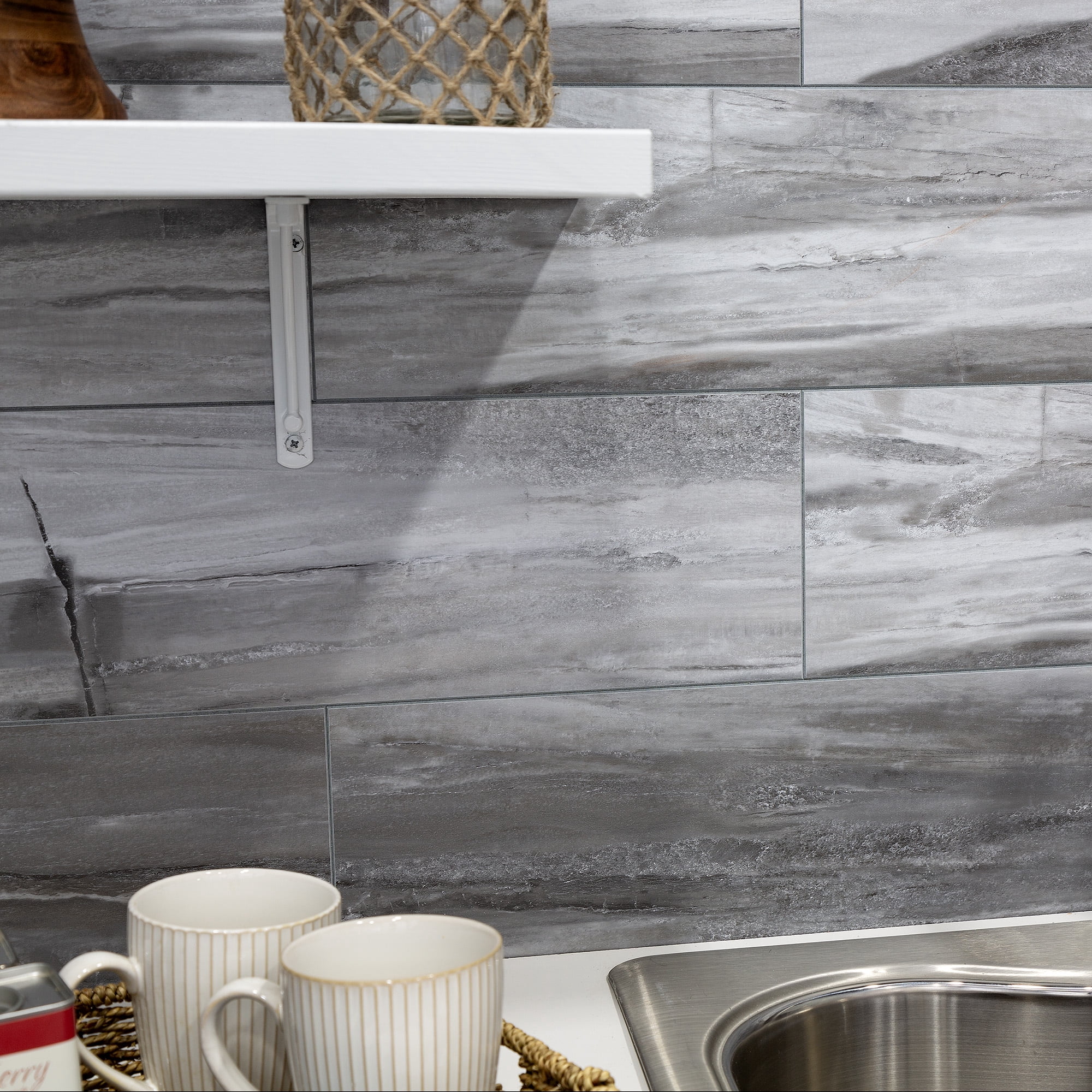 Palisade 22.8in x 7.31in Vinyl Wall Tile in Hermitage Granite