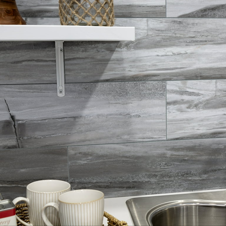 Palisade 22.8in x 7.31in Vinyl Wall Tile in Hermitage Granite