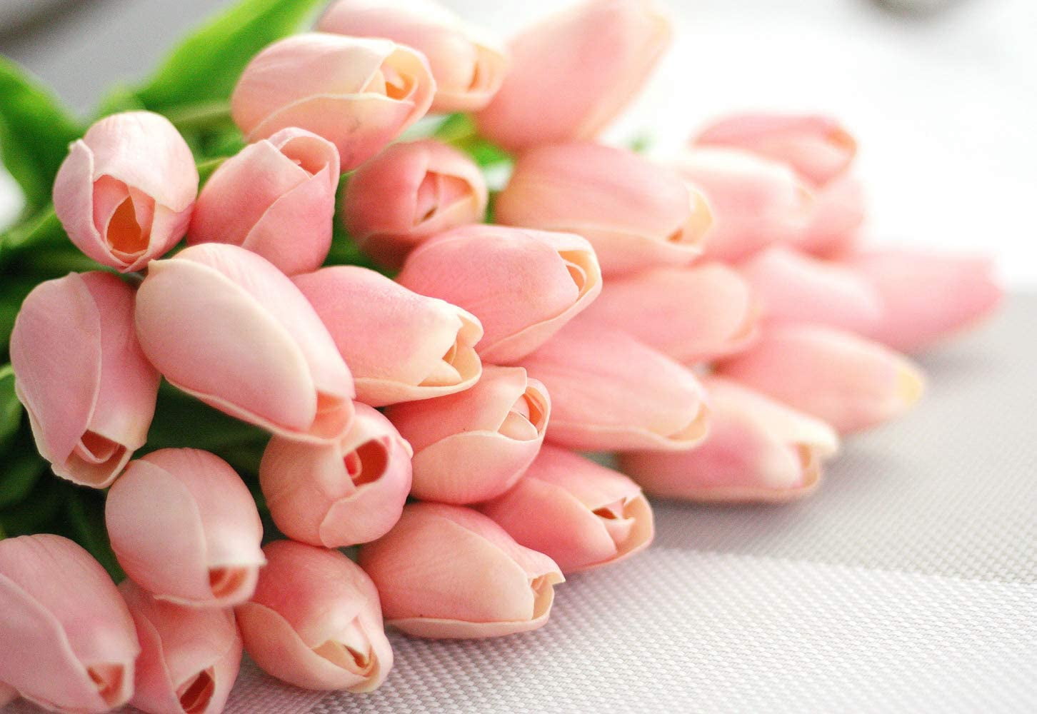 10pcs Artificial Tulips Flowers Real Touch Pink Tulips Fake Holland PU Tulip Bouquet Latex Flowers for Wedding Party Office Home Kitchen Decoration (Dark Pink)