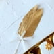thumbnail image 3 of Plumas de ganso doradas naturales a granel, limpiadas profesionalmente para manualidades de bricolaje seguras y éticas, 3 of 5
