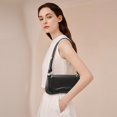 thumbnail image 4 of Bolso de hombro Keyli, minibandolera, de piel impermeable, 4 of 6