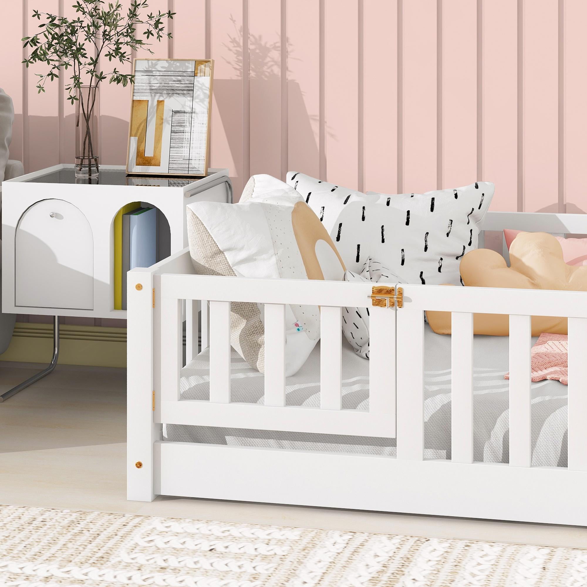 UHOMEPRO Twin Size Floor Bed with Fence and Door for Kids, Low Profile Montessori Toddler Bed for Crib Transition, Solid Wood, Slats Supports, Easy Assembly, No Box Spring Needed, White