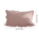 thumbnail image 3 of Funda de almohada de algodón antideslizante con volantes | 80x60cm Suave y transpirable, sin muda de pelo | Botón seguro y doble correa | Cuidado fácil sin hierro | Queda con la mayoría de las, 3 of 6