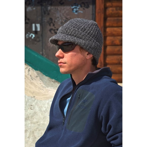 Gorro de Lana Invernal con Visera Icebox Knitting Dohm